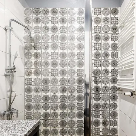 - Great Location -kosciuszki アパート